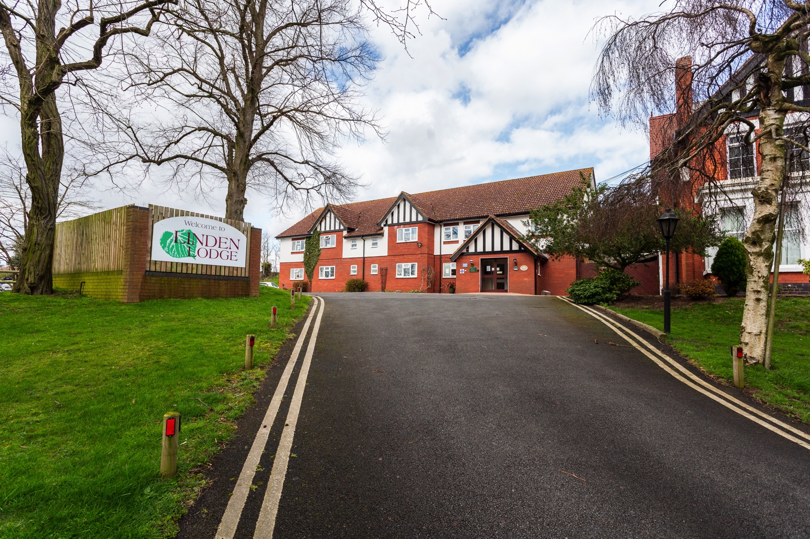 Linden Lodge Entrance